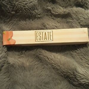 Estate lip gloss